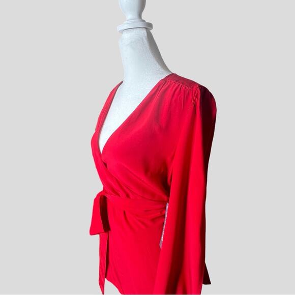 NWT ModCloth Womens Wrap Top Size S Red Blouse Classic Chic Boho - Picture 2 of 11